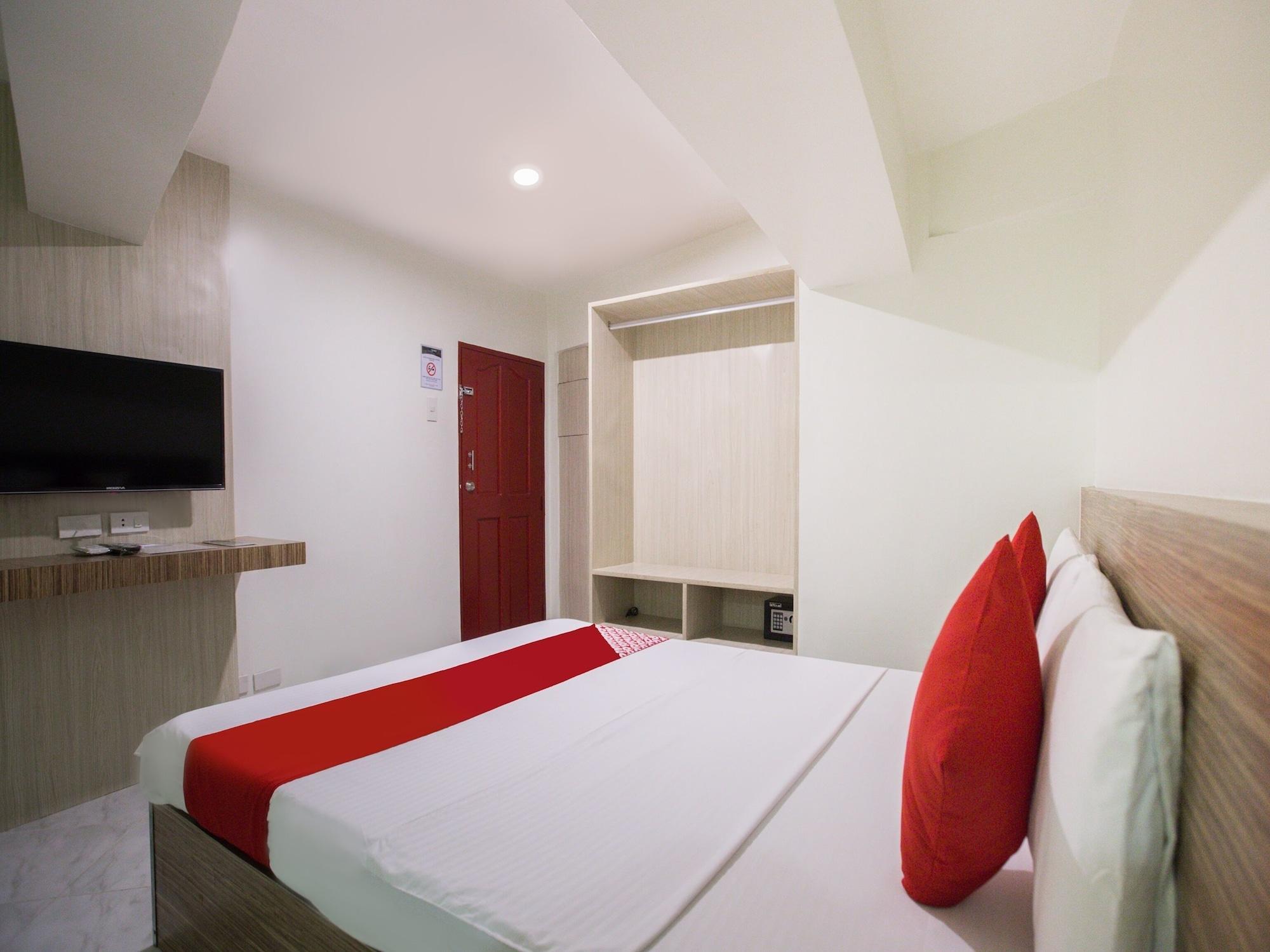 OYO 675 Circuit Hostel Makati City Exterior foto
